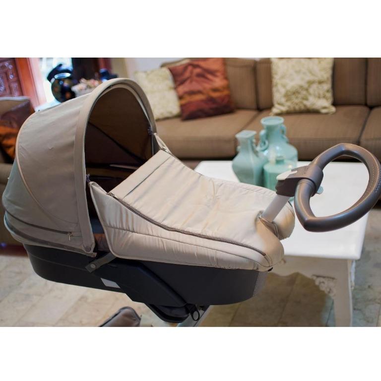 STOKKE XPLORY STROLLER WITH CARRY COT (Category: Strollers) located in Marikina City. Submitted by kahlanamnell (Listing ID 1056537271, Image 2). Description: Total price for brand new 80,000 pesos Also includes: -Stokke® Stroller Seat Rain Cover (unused) -Stokke® Stroller Seat Mosquito net (unused) Stroller was barely used because we had 2 strollers that time, and we rarely go out with our baby when she was little. Carry Cot good as new. Never u