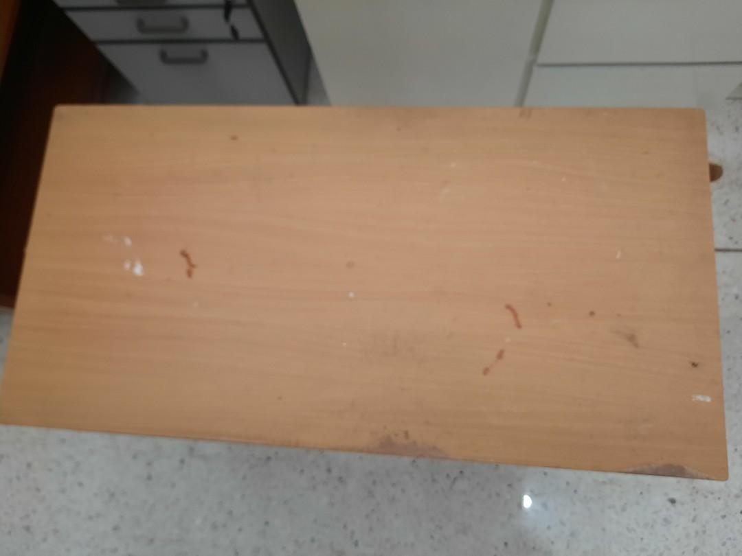Study Table / Meja Study (Category: Tables & Sets) located in Subang Jaya. Submitted by angieci (Listing ID 1056624604, Image 3). Description: Study Table made by wooden materials. Meja Study dibuat daripada board kayu. Table is very stable, however the surface has some defect, got some scratches. Meja very stabil, tapi atas meja ada calar..
