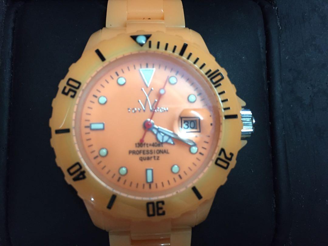toy watch plasteramic