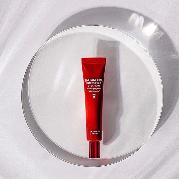 最 安 価格コスメ・美容 - TROIAREUKE ANTI WRINKLE EYE CREAM