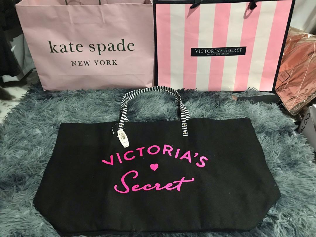 Black and pink sales victoria secret bag