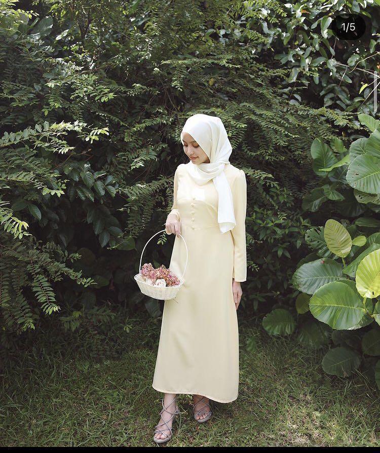 Vintage picnic dress, Women's Fashion, Muslimah Fashion, Dresses on  Carousell