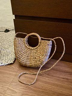 WOVEN BAG