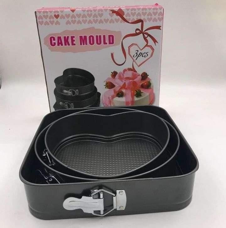 3 pcs. Cake Mold Set (Heart, Circle, Square) (Category: Bakeware) located in Manila. Submitted by acinad_ (Listing ID 1056814673, Image 1). Description: 3 pcs. Cake Mold Set (Heart, Circle, Square) For shipping: - Grab Delivery - LalaMove - Angkas Message for inquiries!.