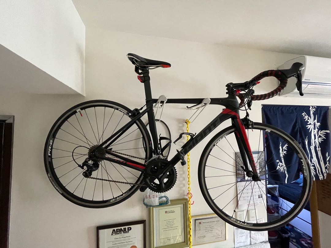 9成半新giant Tcr Slr 2 16 運動產品 單車 Carousell 9成半新giant Tcr Slr 2 16 運動產品 單車 Carousell
