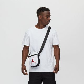 (Category: ) located in . Submitted by omerwyo (Listing ID 1056814406, Image 1). Description: .