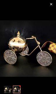 Arabic tricycle incense burner / gold
