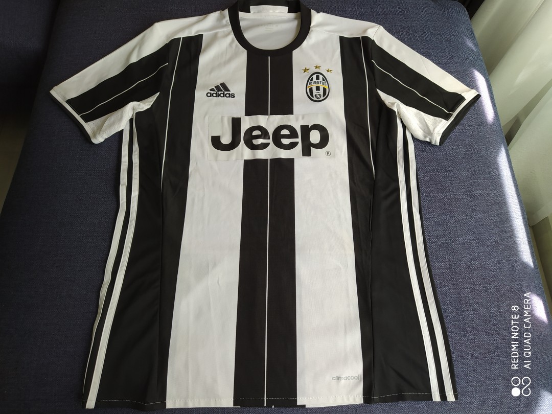 Authentic Adidas Juventus 2016 2017 Home Jersey Size M Sports Sports Apparel On Carousell This jerseys is always personalized with free scudetto and coppa italia badges. carousell