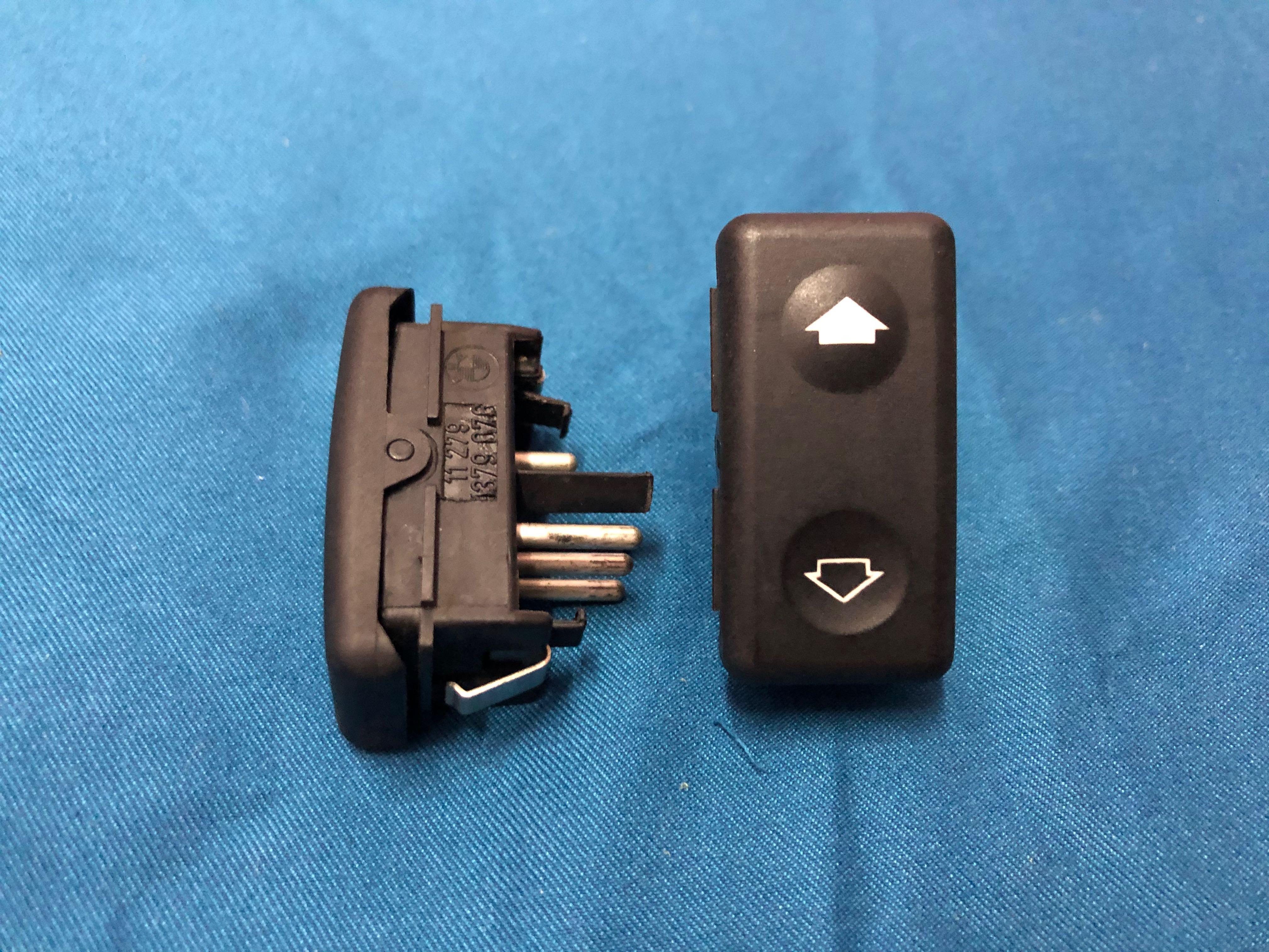 Authentic BMW E34 Master window switch (Category: Auto Accessories) located in Subang Jaya. Submitted by nstrider (Listing ID 1056793440, Image 2). Description: 2 X BMW E34 Window switch Authentic Master switch in the middle/centre console RM80 per switch Used but in great condition 9/10 Postage available.