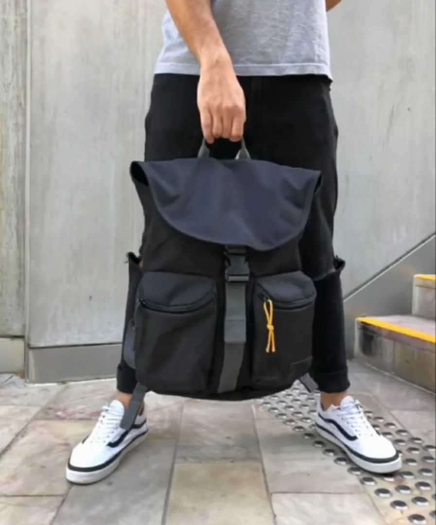 Crumpler The Extrovert Backpack