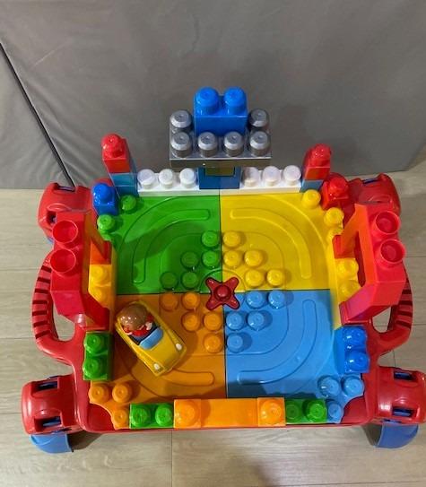 Mega blocks and mega blocks folder table (Category: Toys & Games) located in Kuala Lumpur. Submitted by sandra555 (Listing ID 1056746005, Image 2). Description: Still very new megablocks/mega blocks with foldable table. Everything still working Comes with a cute toy car Only self collect as item is very big .