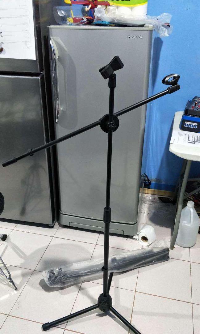 Mic stand dual mic (Category: Microphones) located in Manila. Submitted by sdfsolutions (Listing ID 1056867796, Image 3). Description: Mic stand Mic boom Microphone stand Mic Stand Dual mic For mic .