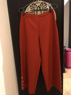 (Category: ) located in . Submitted by farahsellsclothes (Listing ID 1056805622, Image 1). Description: .