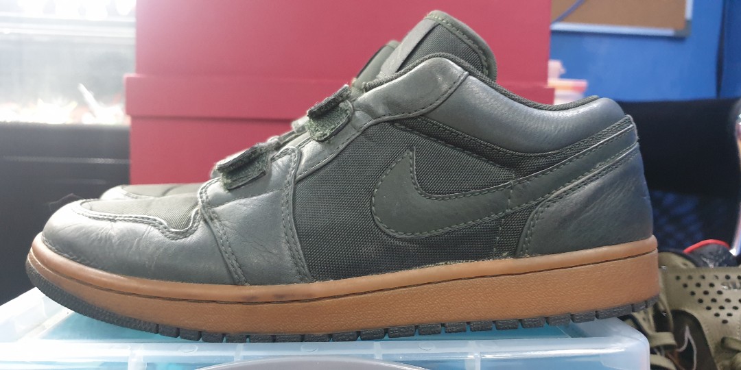 Velcro jordan 1 best sale