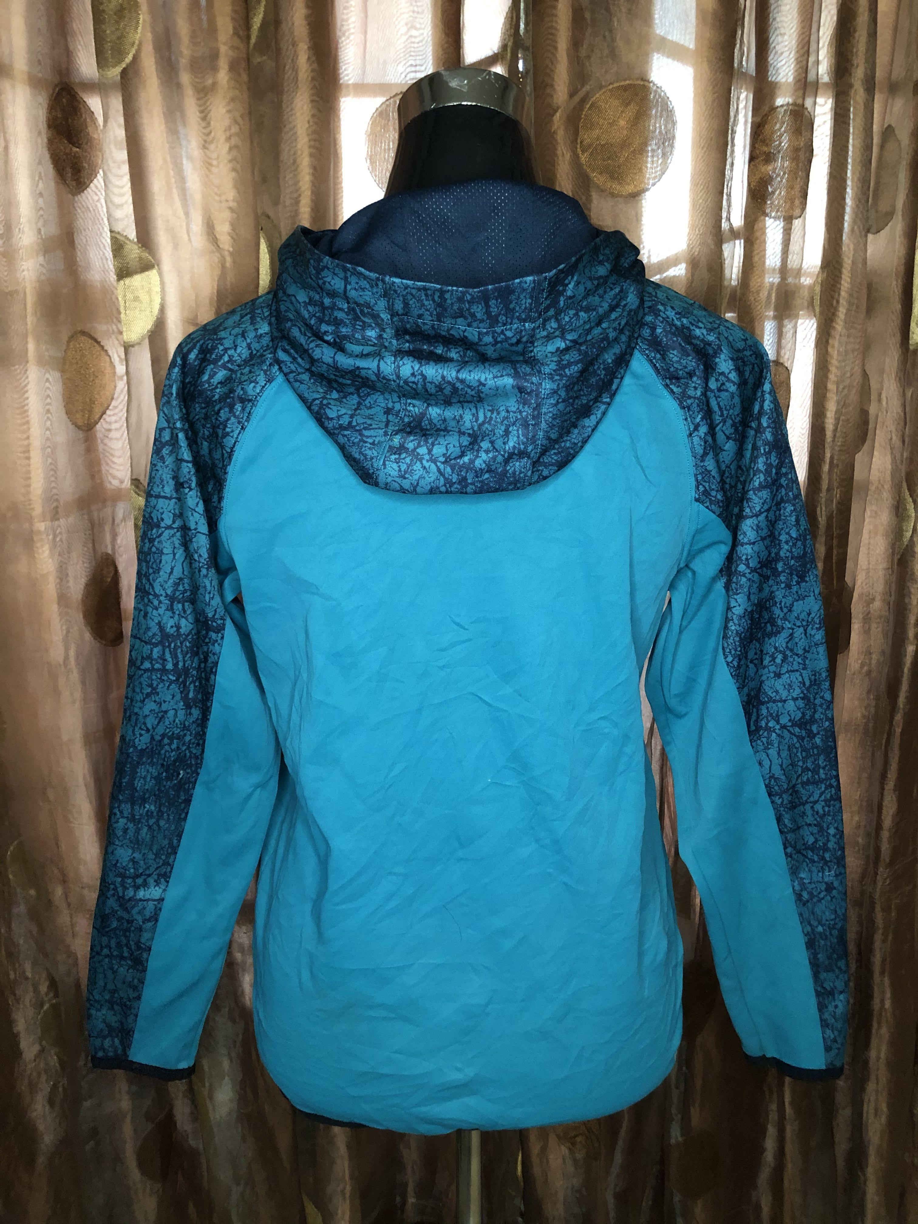 Old Navy Active Hoodie Women s Fashion Tops Others Tops on