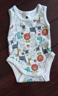 (Category: ) located in . Submitted by ClosetscollectionbyC (Listing ID 1056719097, Image 1). Description: .