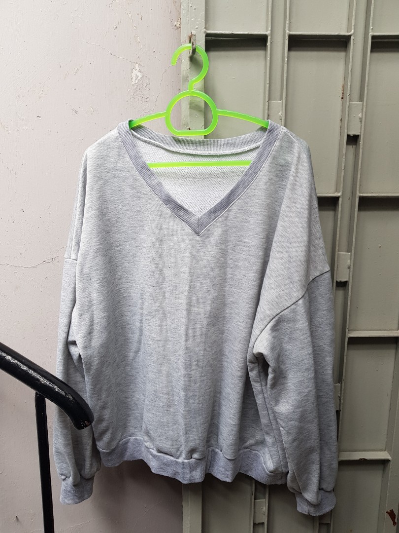 Oversized gray sweater Clearance
