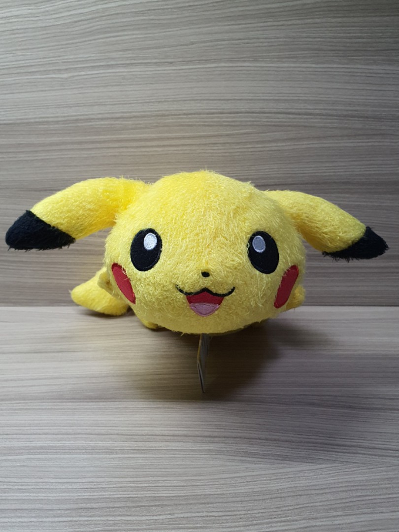 pikachu kuttari plush