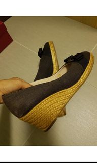 (Category: ) located in . Submitted by norabra (Listing ID 1056802698, Image 1). Description: .
