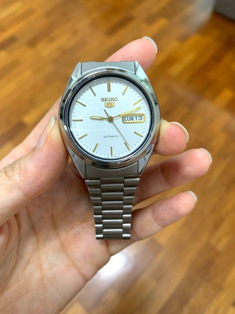 Seiko 5 7S26-0480 Unisex (in silver), Mobile Phones & Gadgets, Wearables &  Smart Watches on Carousell