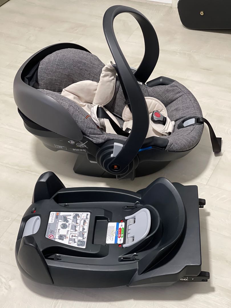 Stokke car 2025 seat base