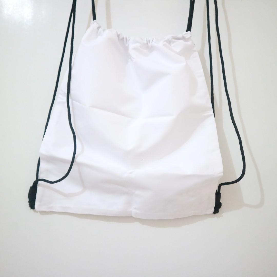 string bag white