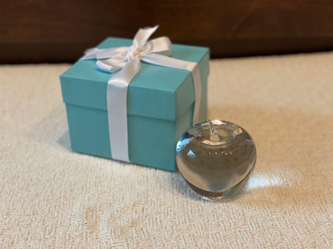 Tiffany discount apple paperweight