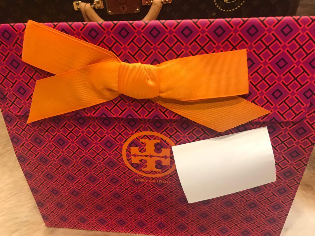 tory burch gift box