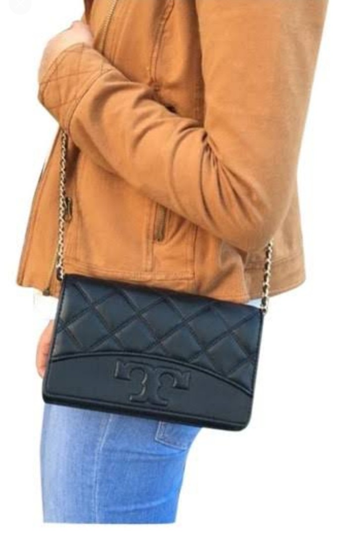 tory burch flat wallet