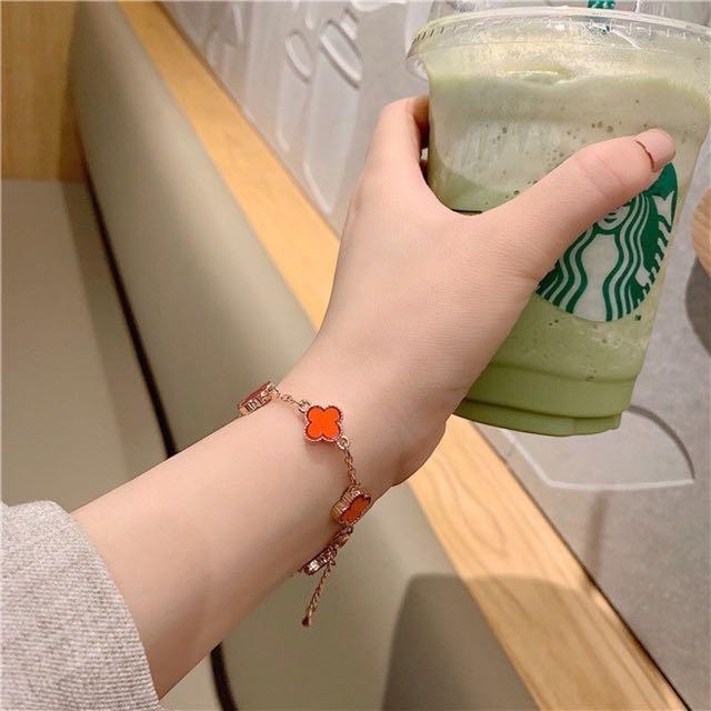 Van cleef bracelet (preorder) (Category: Bracelets) located in Angeles City. Submitted by gogo.sparkle (Listing ID 1056701862, Image 2). Description: .