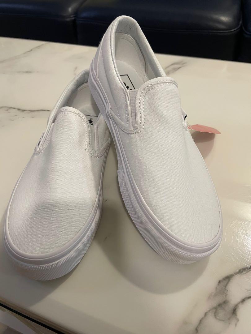 White slip on vans womens size 6 clearance