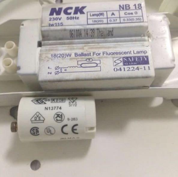 Vintage Retro Round Fluorescent Lamp Ballast Holder/ Bulb/ Starters