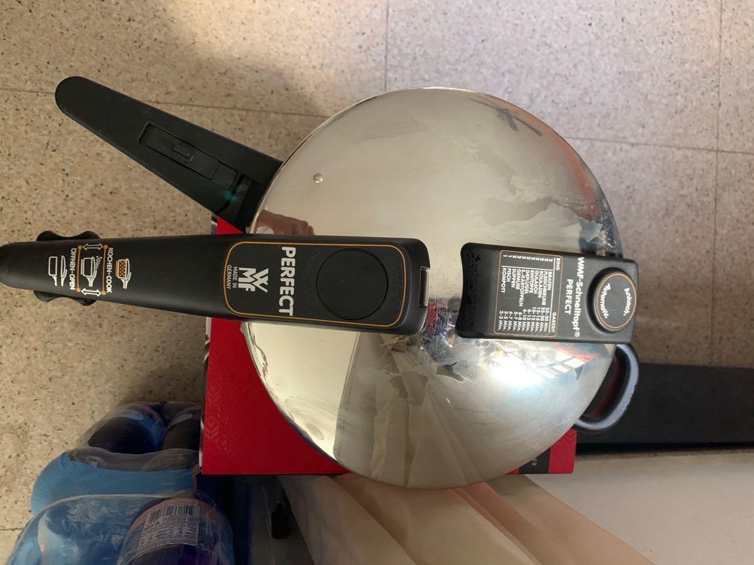 WMF Pressure Cooker— Made in Germany, TV & Home Appliances, Kitchen