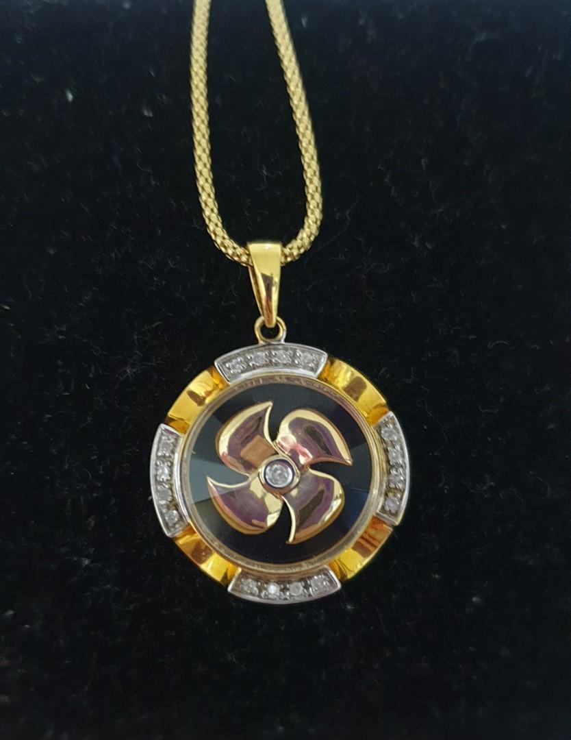 14k Large Lucky Fortune Spinning Wheel Diamond Pendant Women s