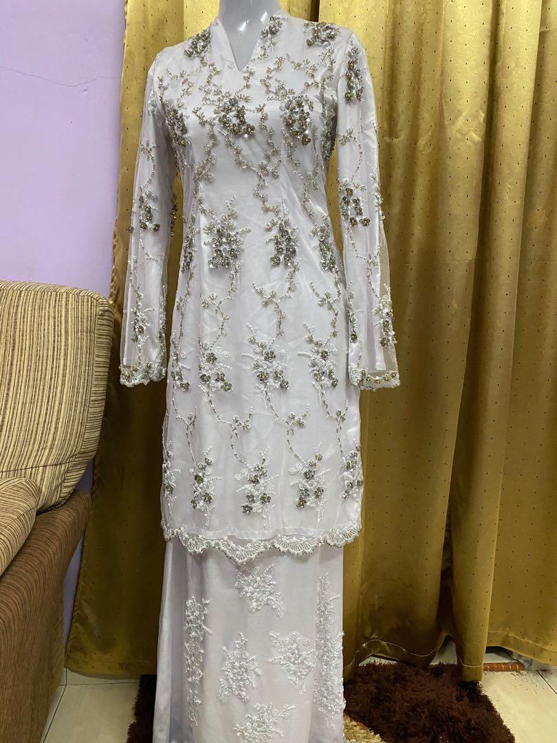 baju nikah silver