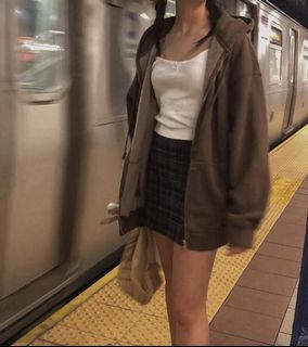 (Category: ) located in . Submitted by bananacat2002 (Listing ID 1056959275, Image 1). Description: .