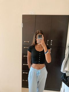 （分類：）位於 。 由 bendover12345 提交（商品編號 1056914747，圖片 1）。簡介： 。