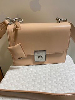 （分類：）位於 。 由 onlysf 提交（商品編號 1057030904，圖片 1）。簡介： 。