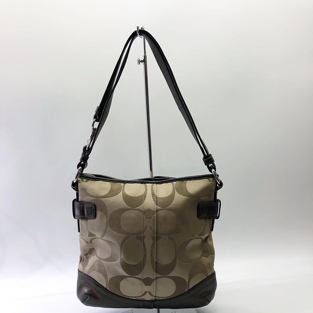 Coach signature chain duffle sales