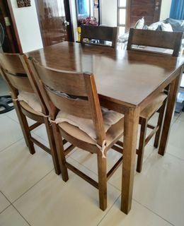 Dining/Bar Table with High Chairs