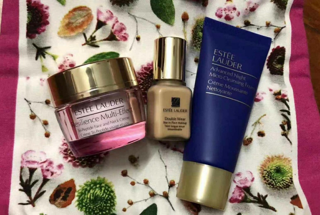 Estee Lauder by Estee Lauder, 1.7 oz Resilience Multi-Effect Creme Face and Neck SPF 15 main image 1