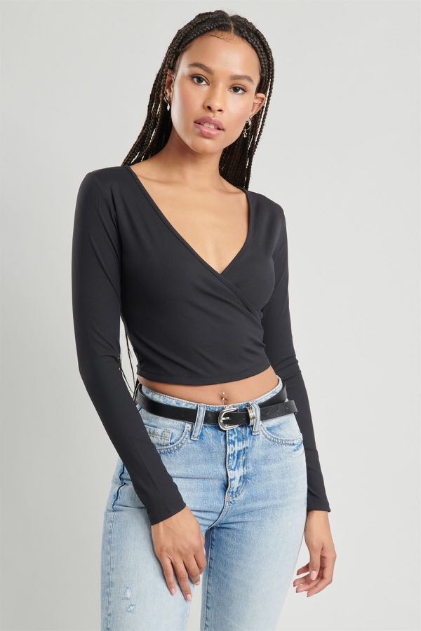 red velvet crop top long sleeve