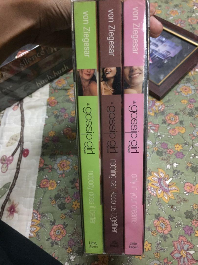 Gossip girls box set english novel, Hobbies & Toys, Books & Magazines,  Children's Books on Carousell