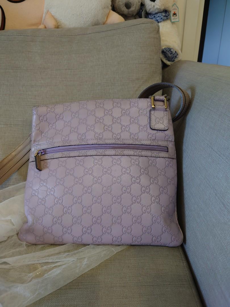 Gucci Sling Messenger Bag in Lavender Used