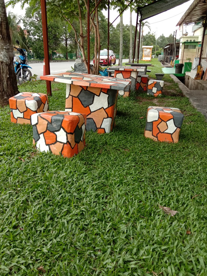 Kerusi Meja Batu Simenfero Home Furniture Gardening On Carousell
