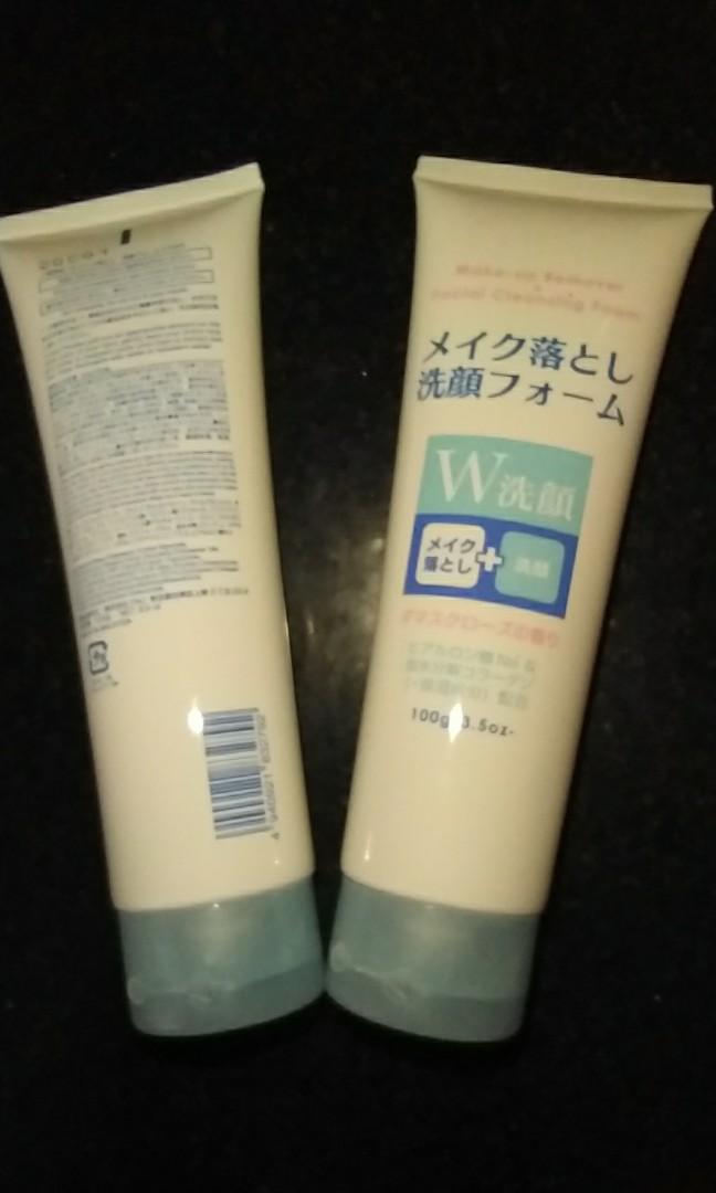 Make-up Remover & Facial Cleansing Foam 100g (Category: Face Care) located in Bacoor. Submitted by anag729 (Listing ID 1056947588, Image 2). Description: Daiso Make-up Remover + Facial Cleansing Foam 100g -- contains collagen and hyaluronic acid with rose scent.