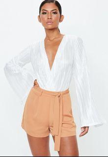 MISSGUIDED Tie Waist Shorts Tailored Camel Brown Tan Nude High Waisted Belted Meshki Kookai Cue