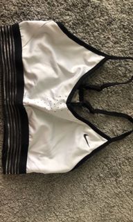 (Category: ) located in . Submitted by emmilyhowe (Listing ID 1056930440, Image 1). Description: .