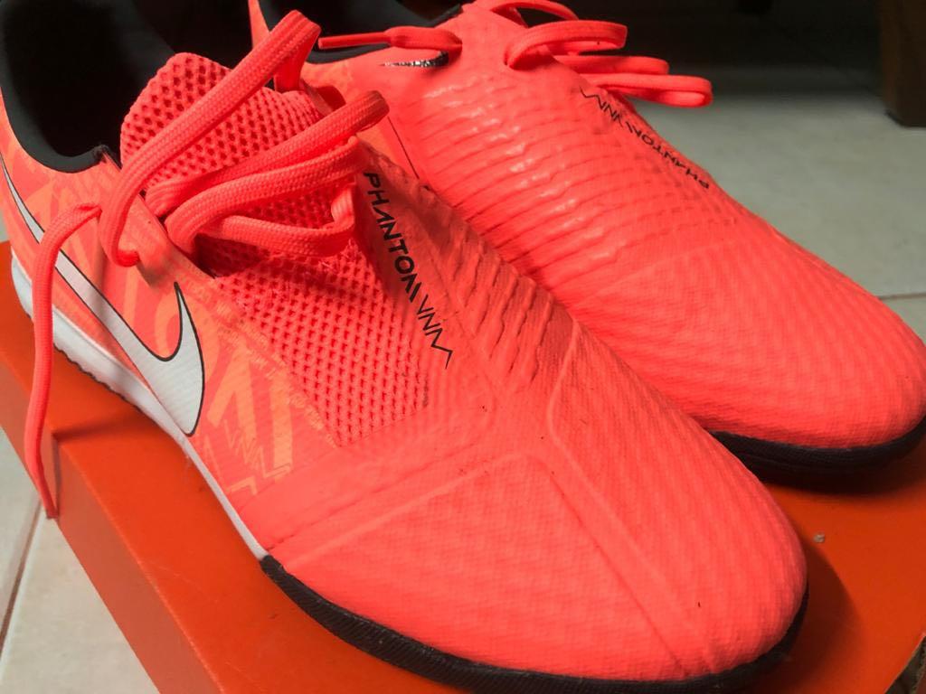 NIKE PHANTOM VENOM IC FUTSAL Sports Equipment Sports Games