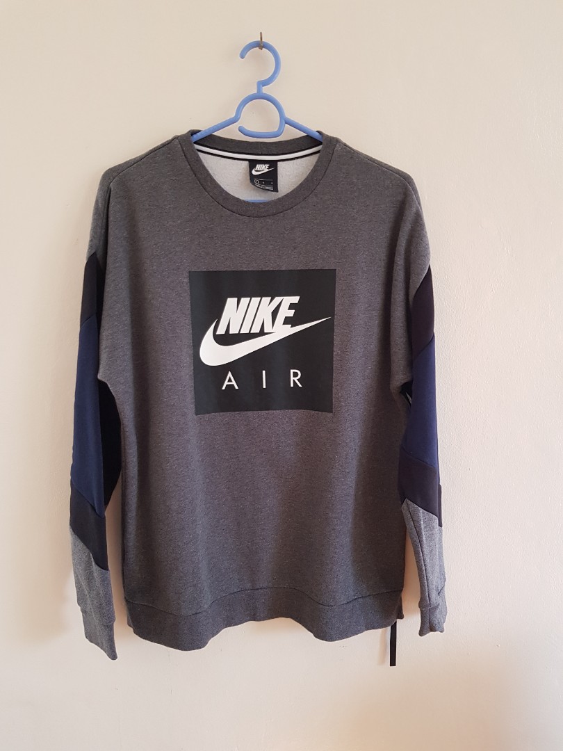 nike sports sweater